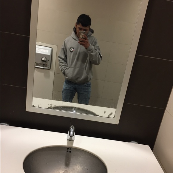 Meet your Posher, Carlito - Picture 1 of 1